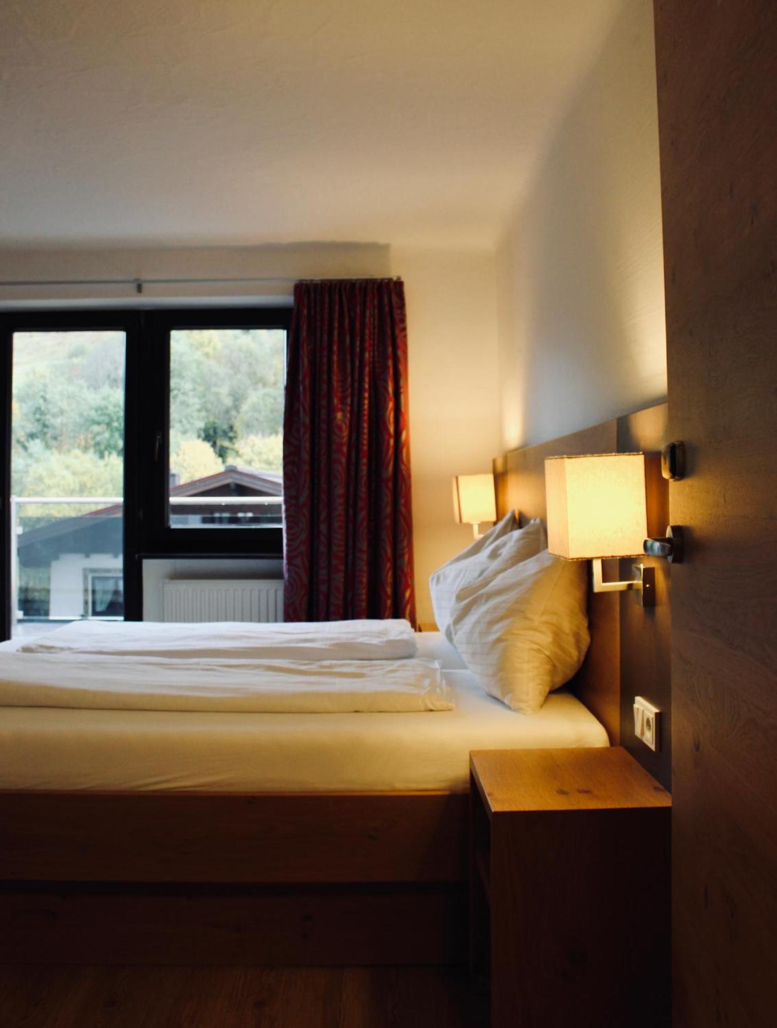 Hotel Auwirt *